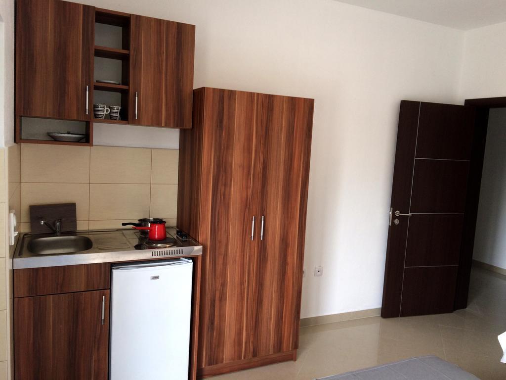 Apartments Perezaj II Ulcinj Room photo